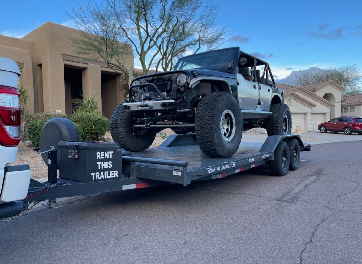 2023 Lamar Car Hauler 20’ Drive over Fenders