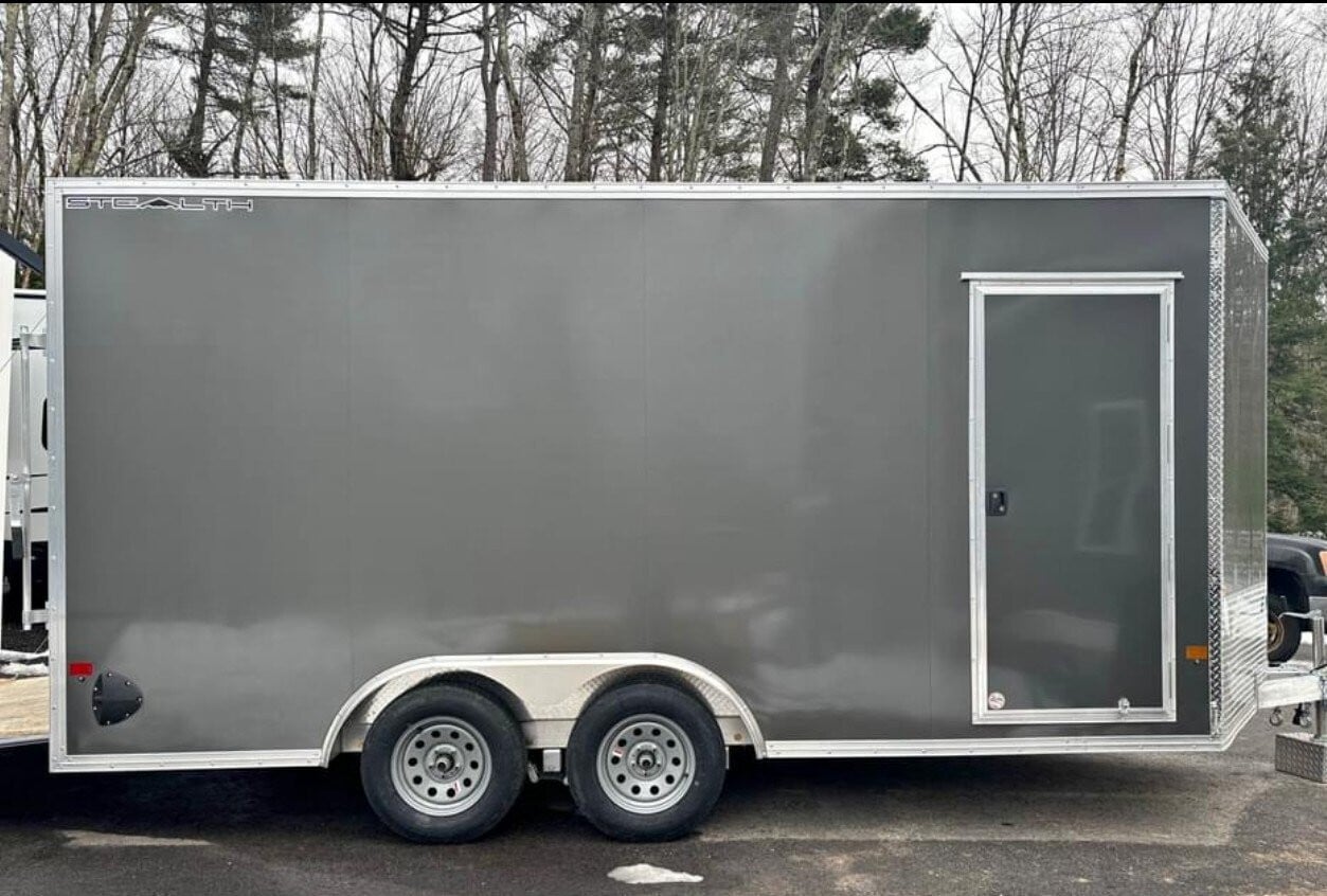 Enclosed Trailer 8.5x16ft