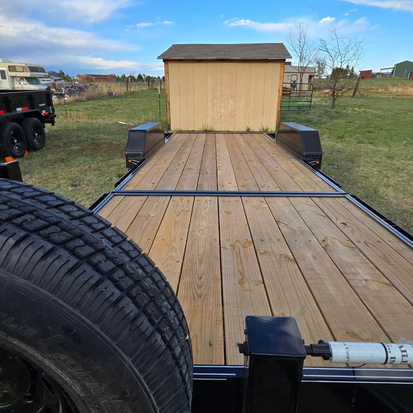 2024 Titan  Flatbed  Tilt