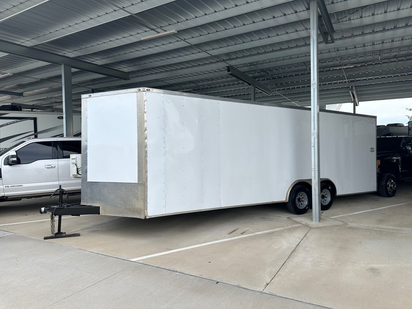 2020 WELLS CARGO 24ft ENCLOSED 10K CAR / CARGO TRAILER