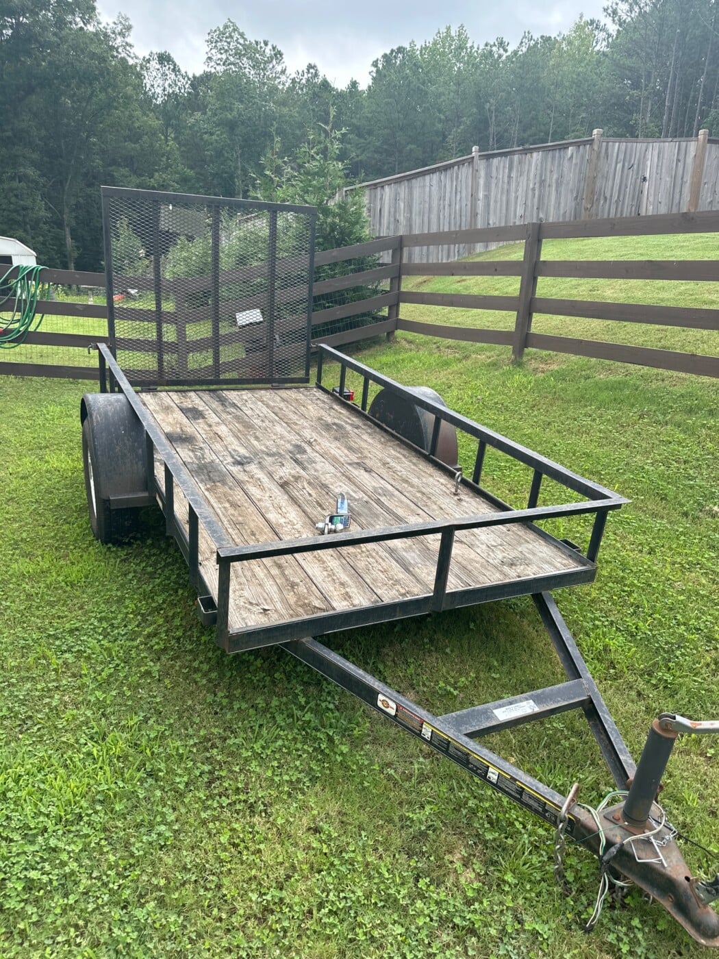 5x10 with gate.  