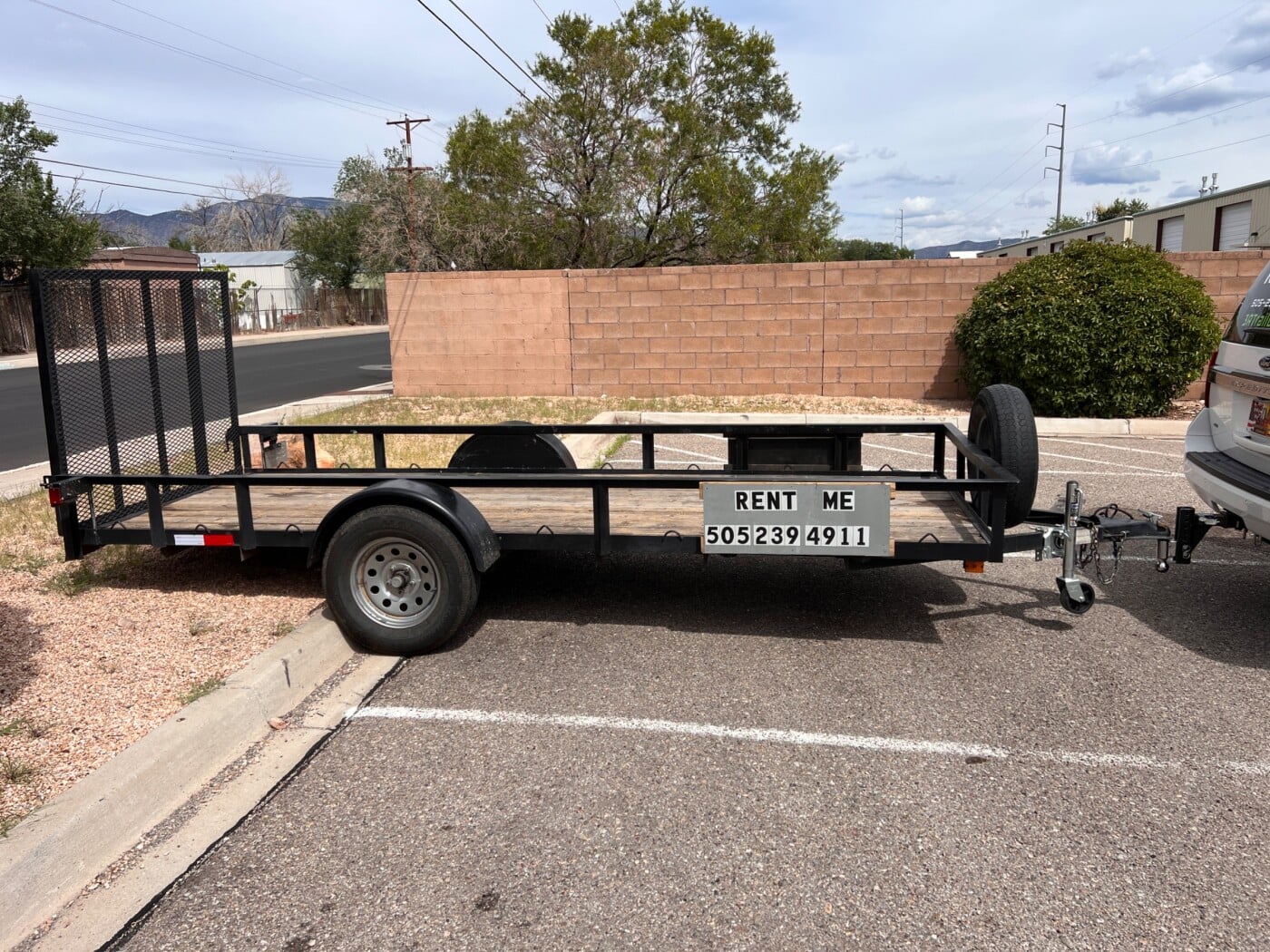 2011 J&B 5x14  Utility Trailer