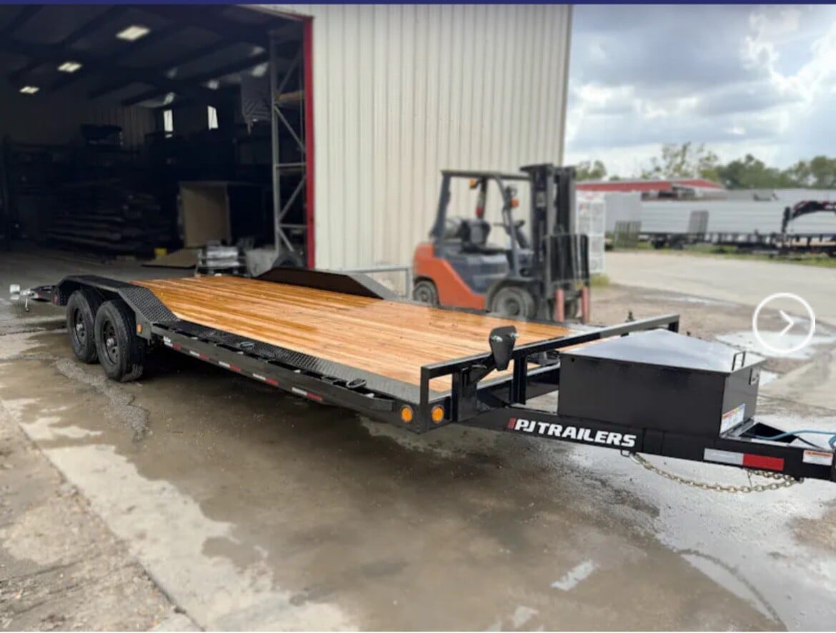 2025 PJ B5 22’ Car Hauler