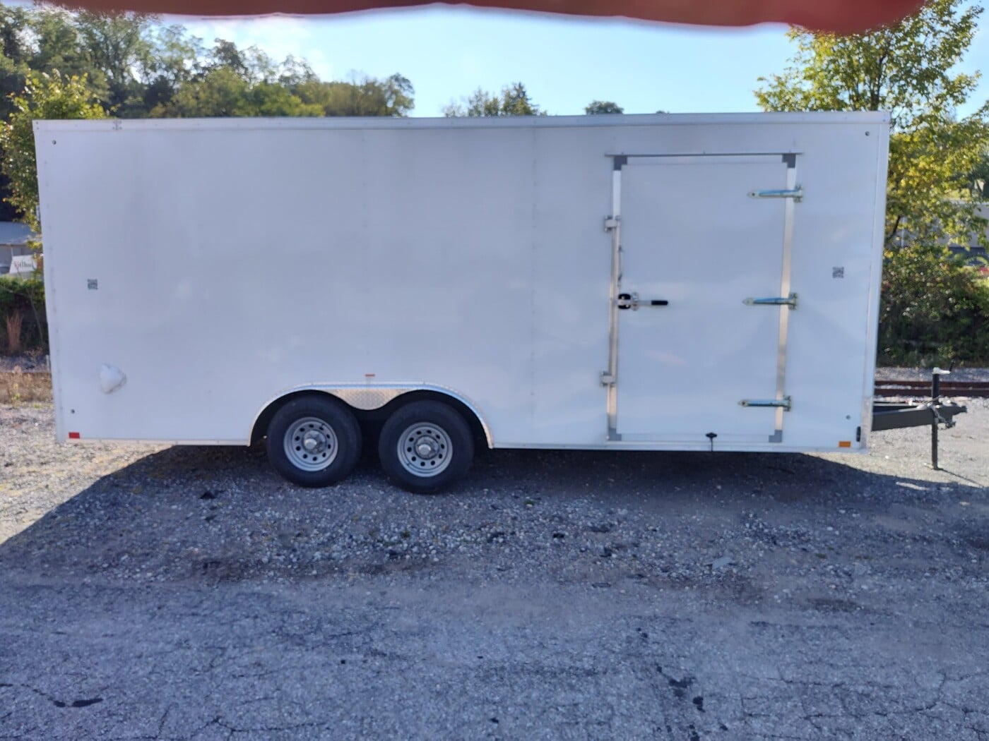 2023 Discovery  8.5'x20' Enclosed 10k extra height