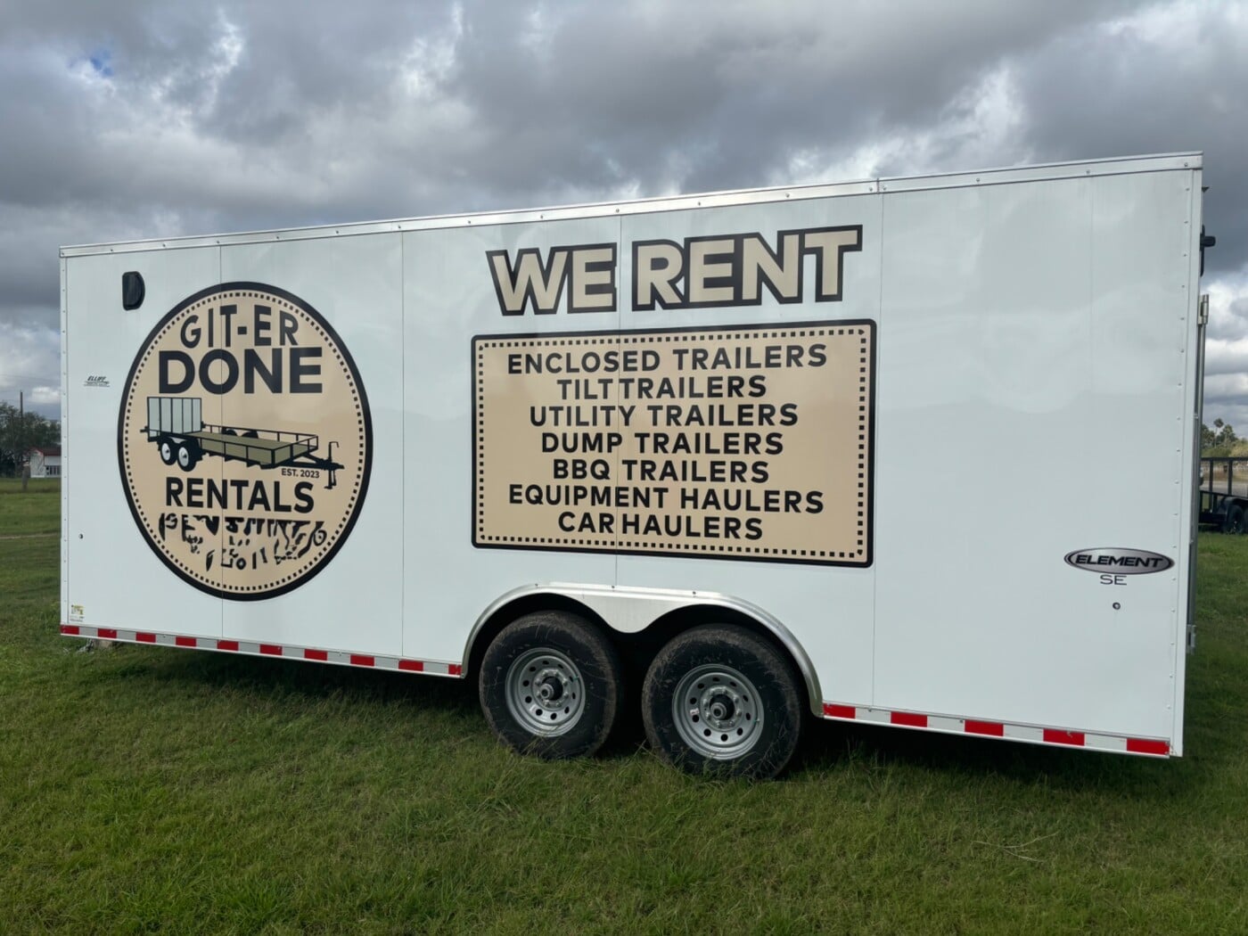 2024 Look ST DLX 8.5x20 VF 20’ Enclosed trailer