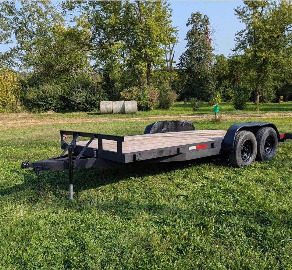 2002 Specially Constructed 18 ft Flatbed
