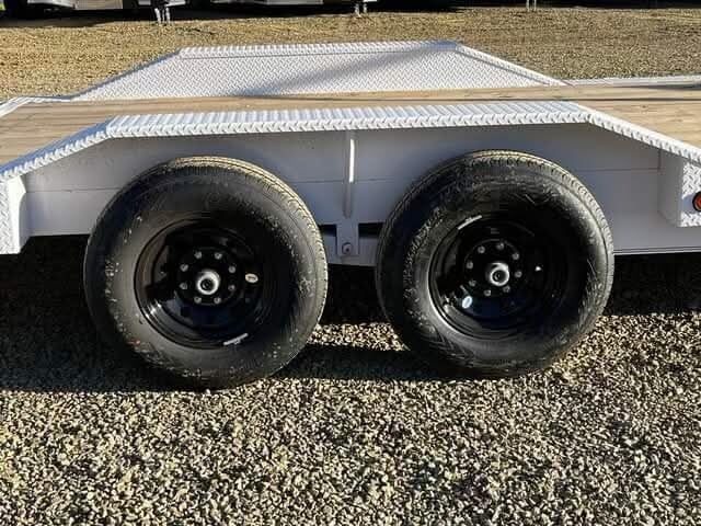 2024 East Texas  Flat deck  Flat bed trailer