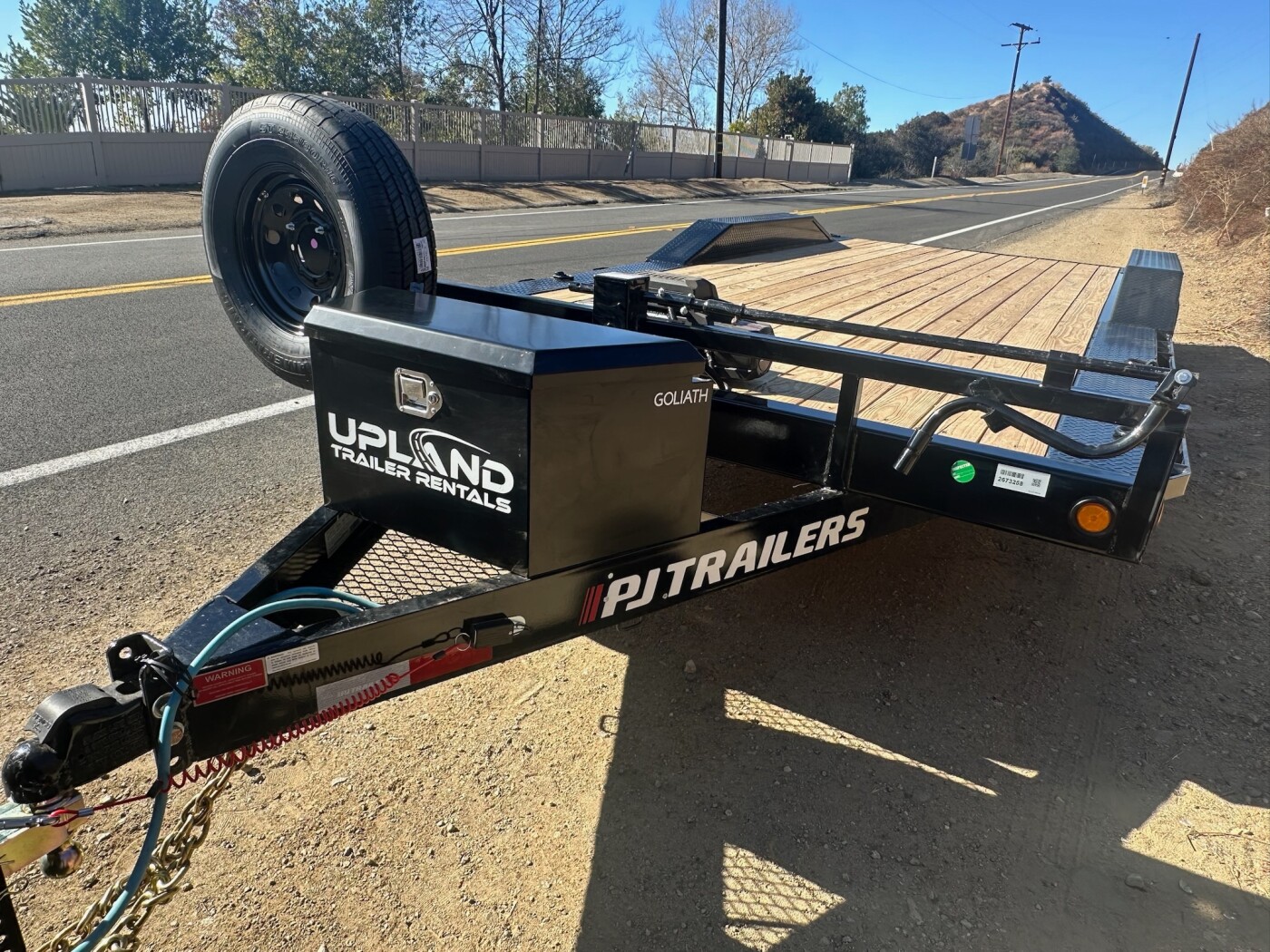 2025 PJ B6 20'x8.5'  Car Hauler With Winch and Drive Over Fenders