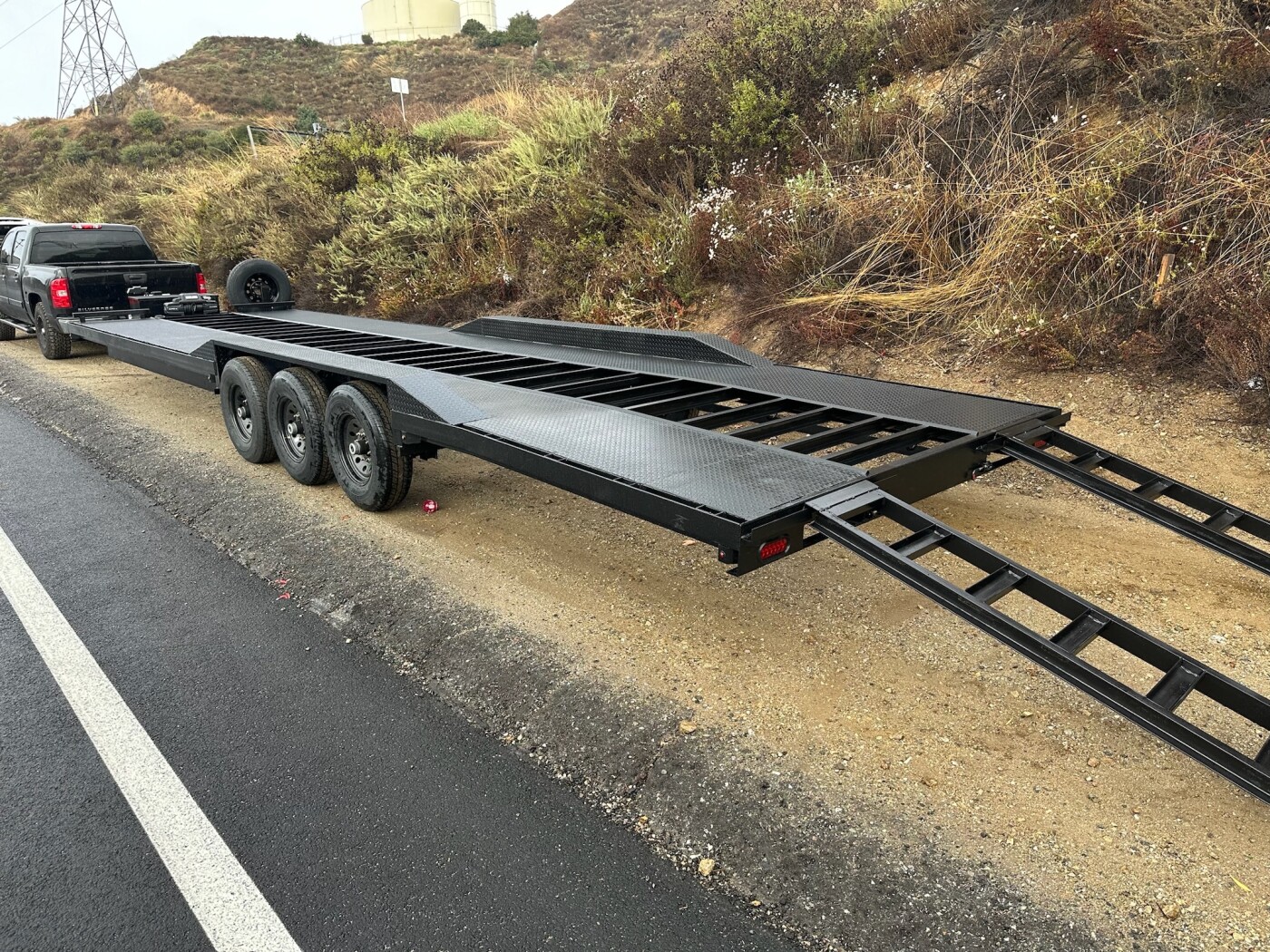 2024 Fractal 32' Double Car Hauler With Winch and Drive Over Fenders