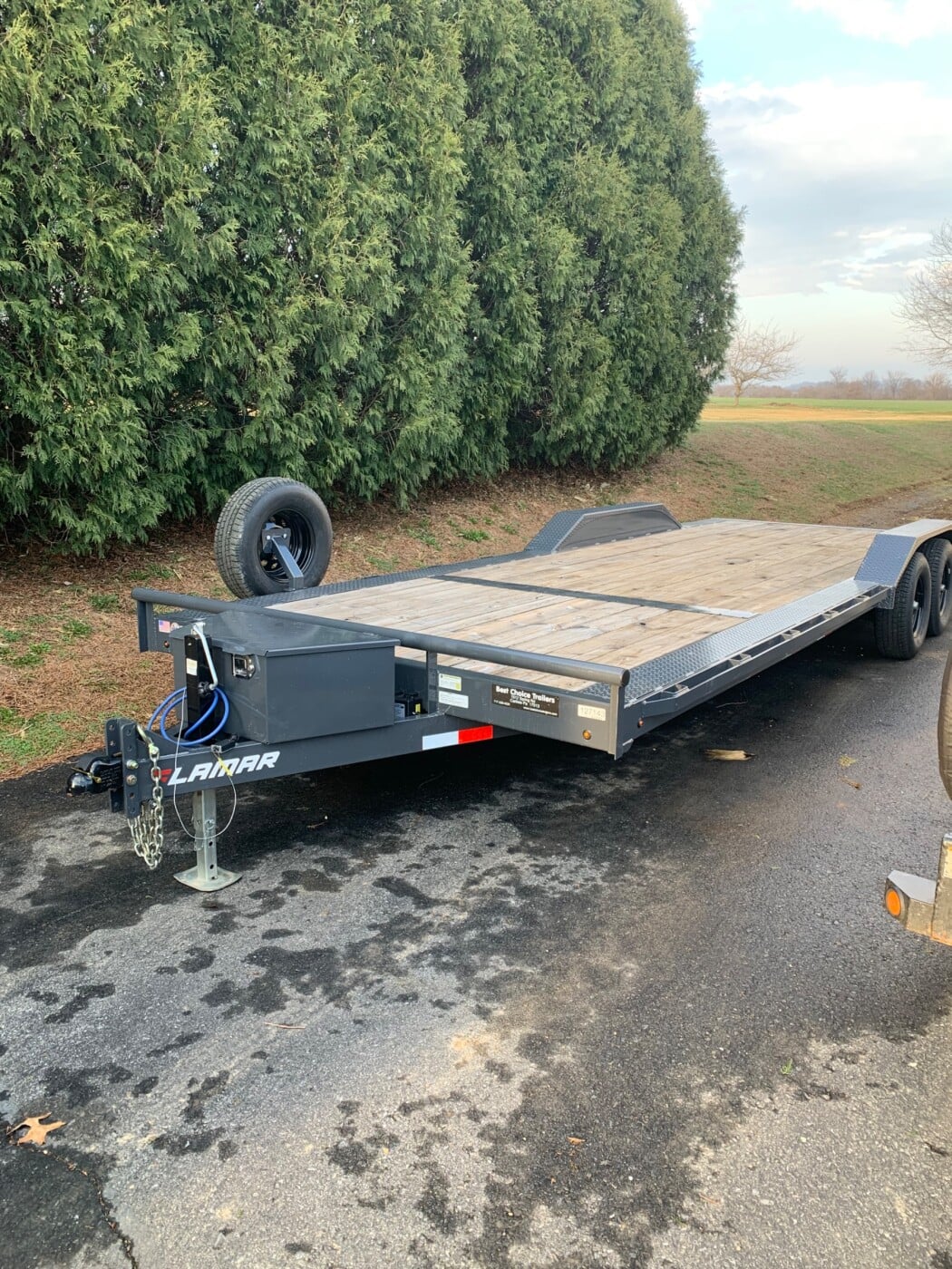 2024 Lamar Open 8.5x24’, winch