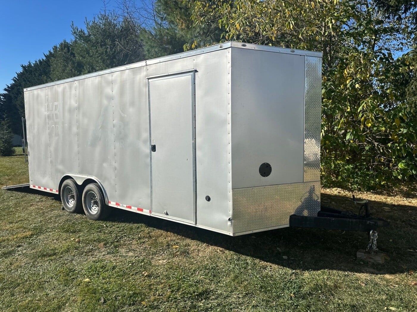 2020 Diamond Cargo Enclosed Cargo 20Ft V nose trailer
