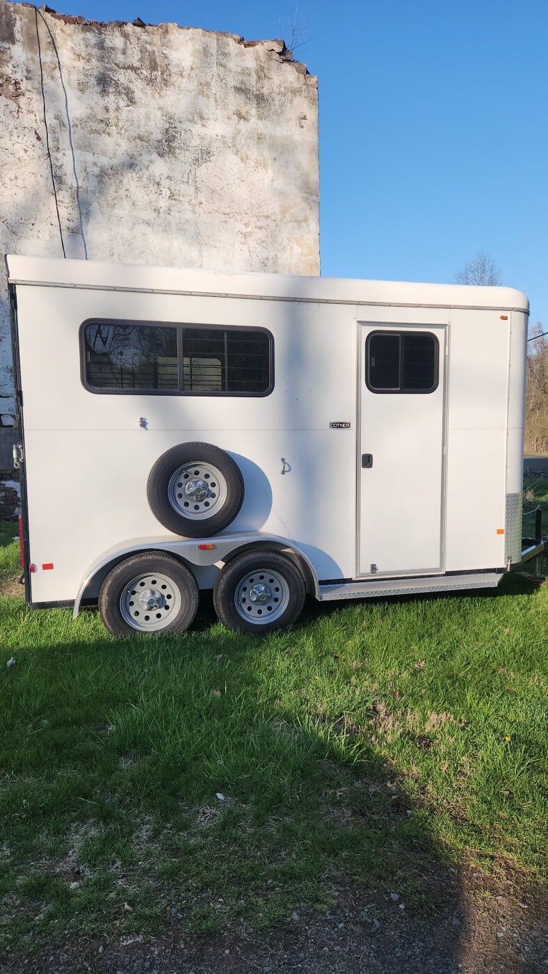 2018 Cotner Royal XT Cotner 2 Horse Trailer