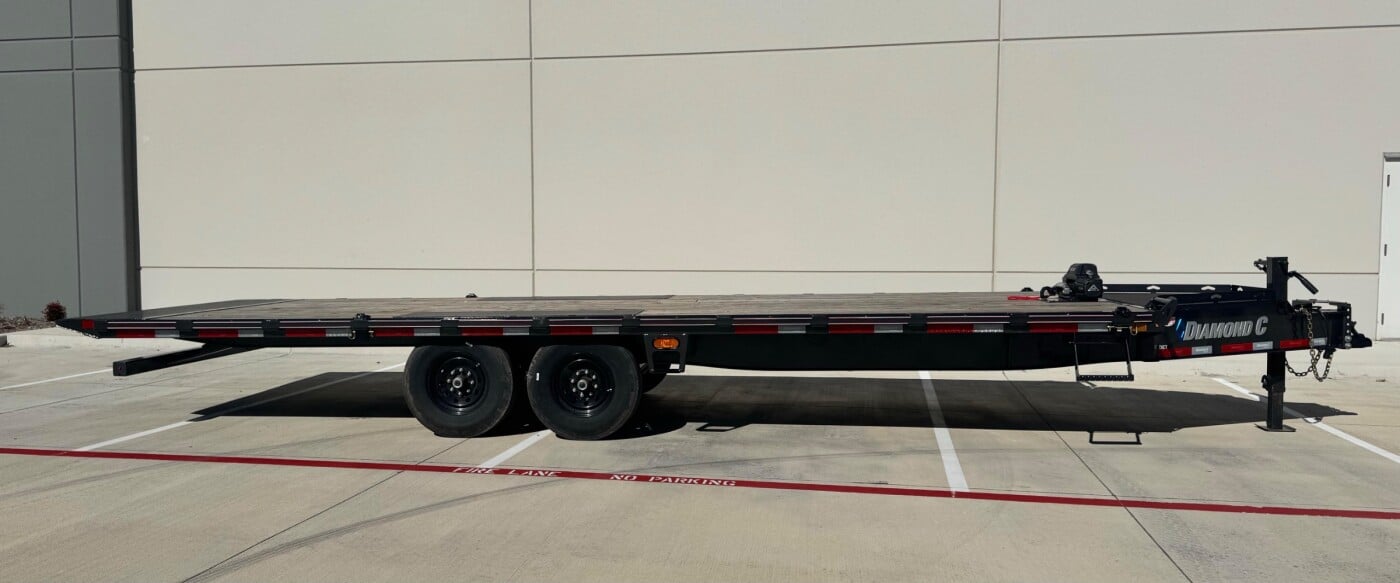 2024 Diamond C DET Deckover Tilt Trailer