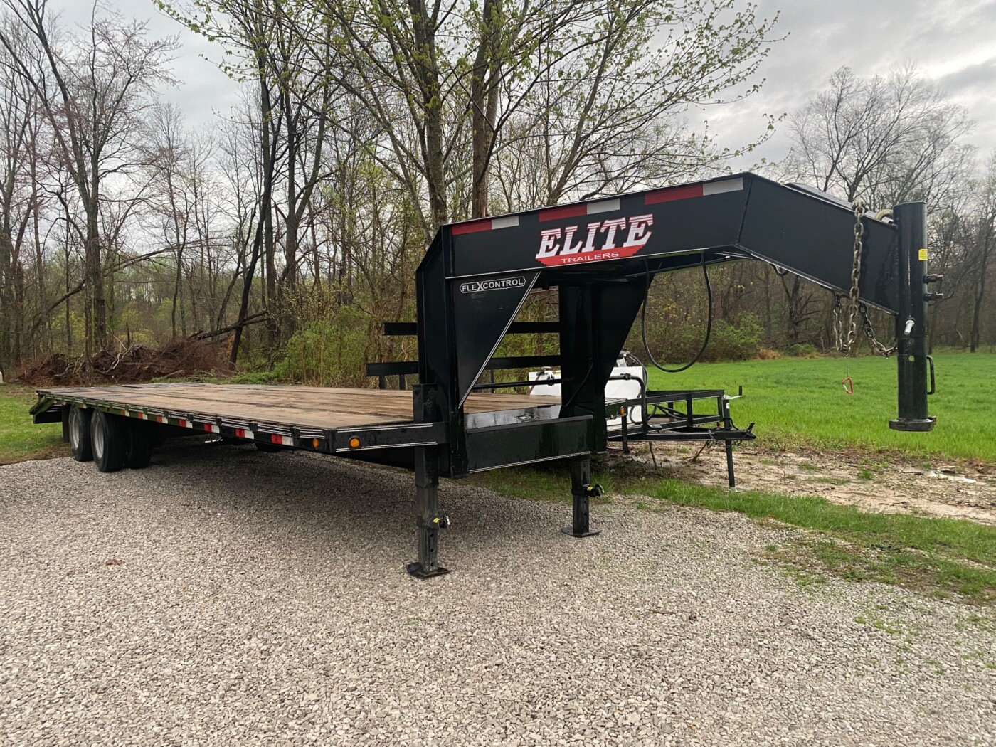 2022 Elite Gooseneck 32’ Heavy Hauler