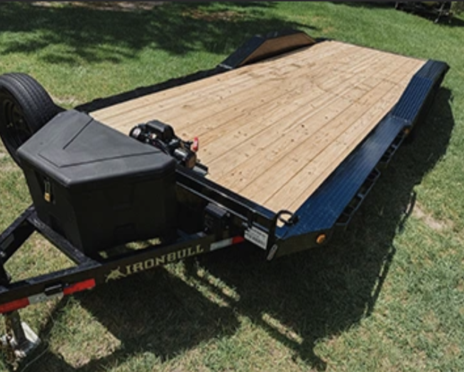 2023 Iron Bull 22' Flatbed Trailer