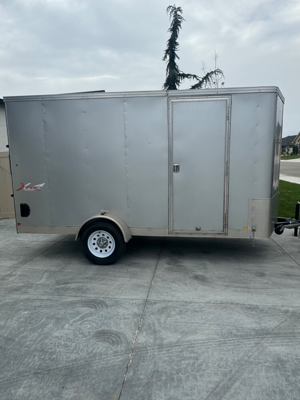 2019 mirage enclosed  12 foot trailer with ramp