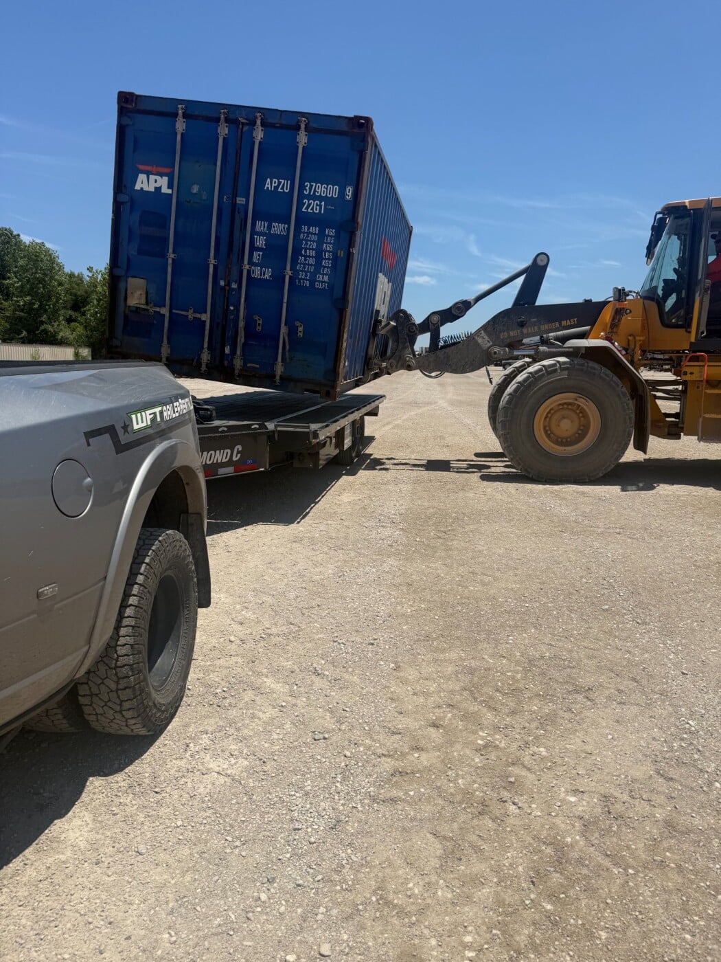2025 Diamond C DET207 Hydraulic Tilt
