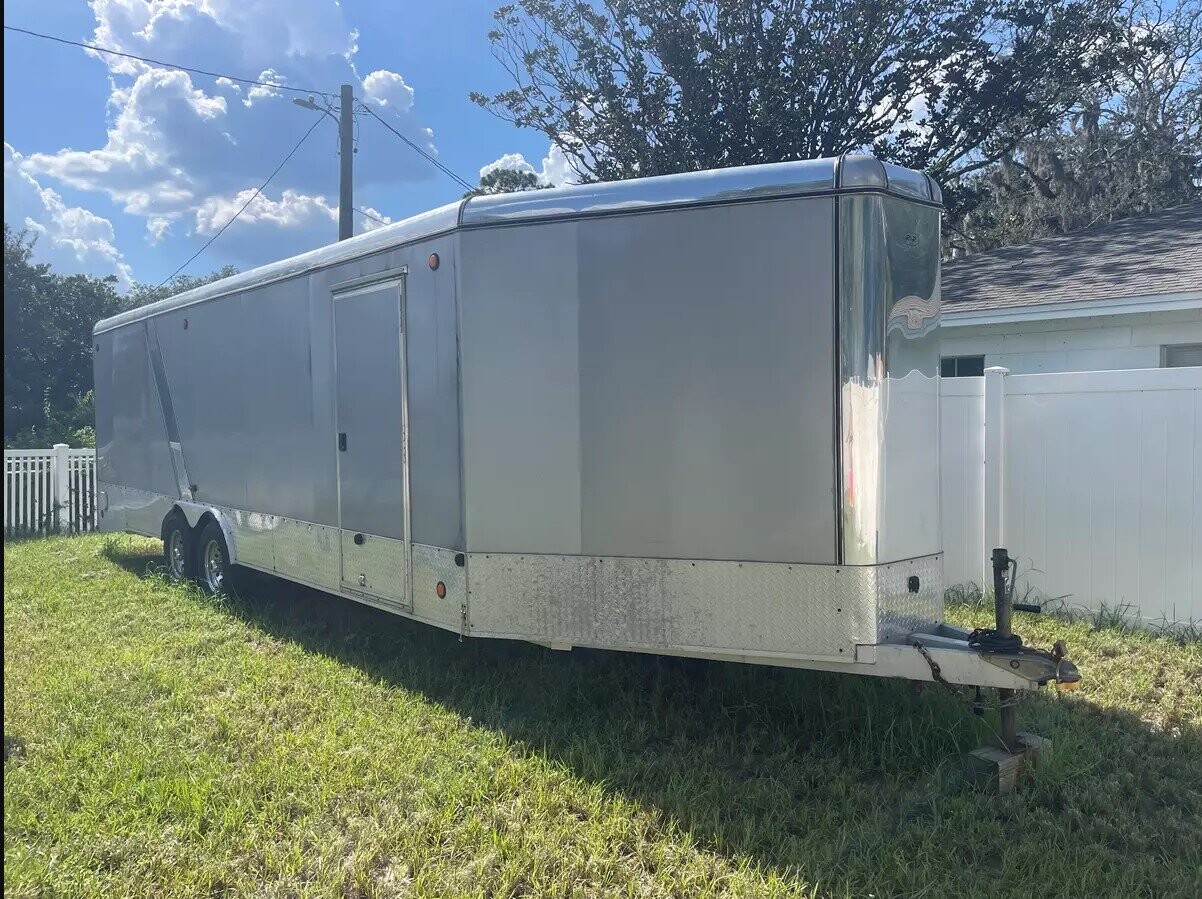 2012 R&R R24 7’x24’ Tampa All Aluminum Encl