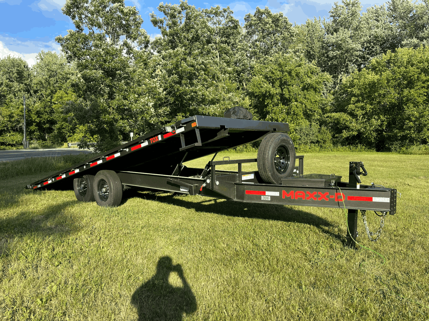 2023 MaxxD TOX 22' Deckover Hydraulic Tilt
