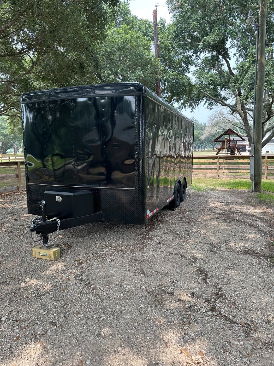 2024 Cargo Craft Enclosed Trailer 18’x8.5’ Enclosed trailer
