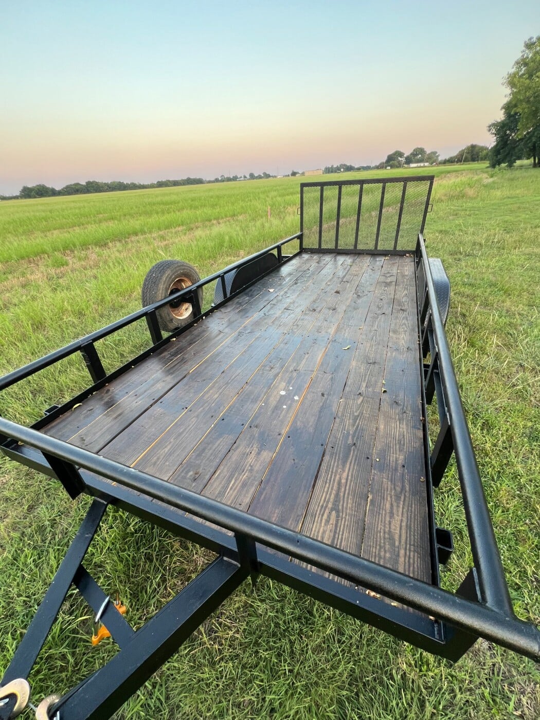 2005 HMDE Utility 18' pipe top with ramp gate