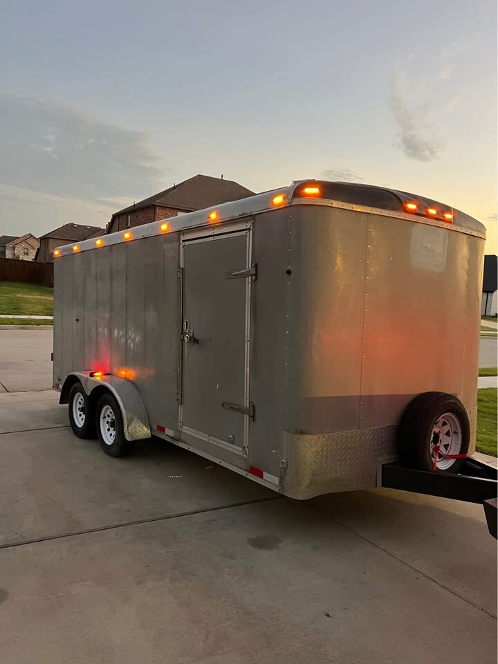 2008 Cargo Continental  16’ enclosed