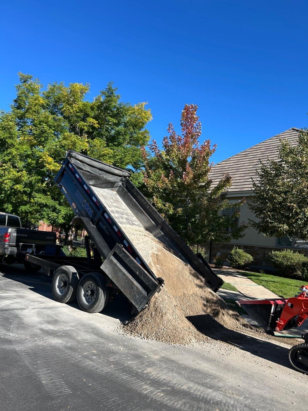 2017 Load Trail dump Trailer  7x14 hy
