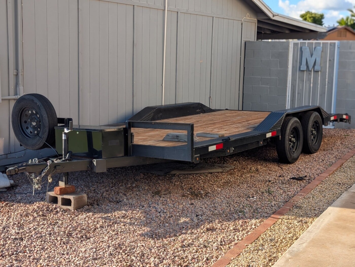 2024 TRLR Open Trlr 18ft flat open, dual axle