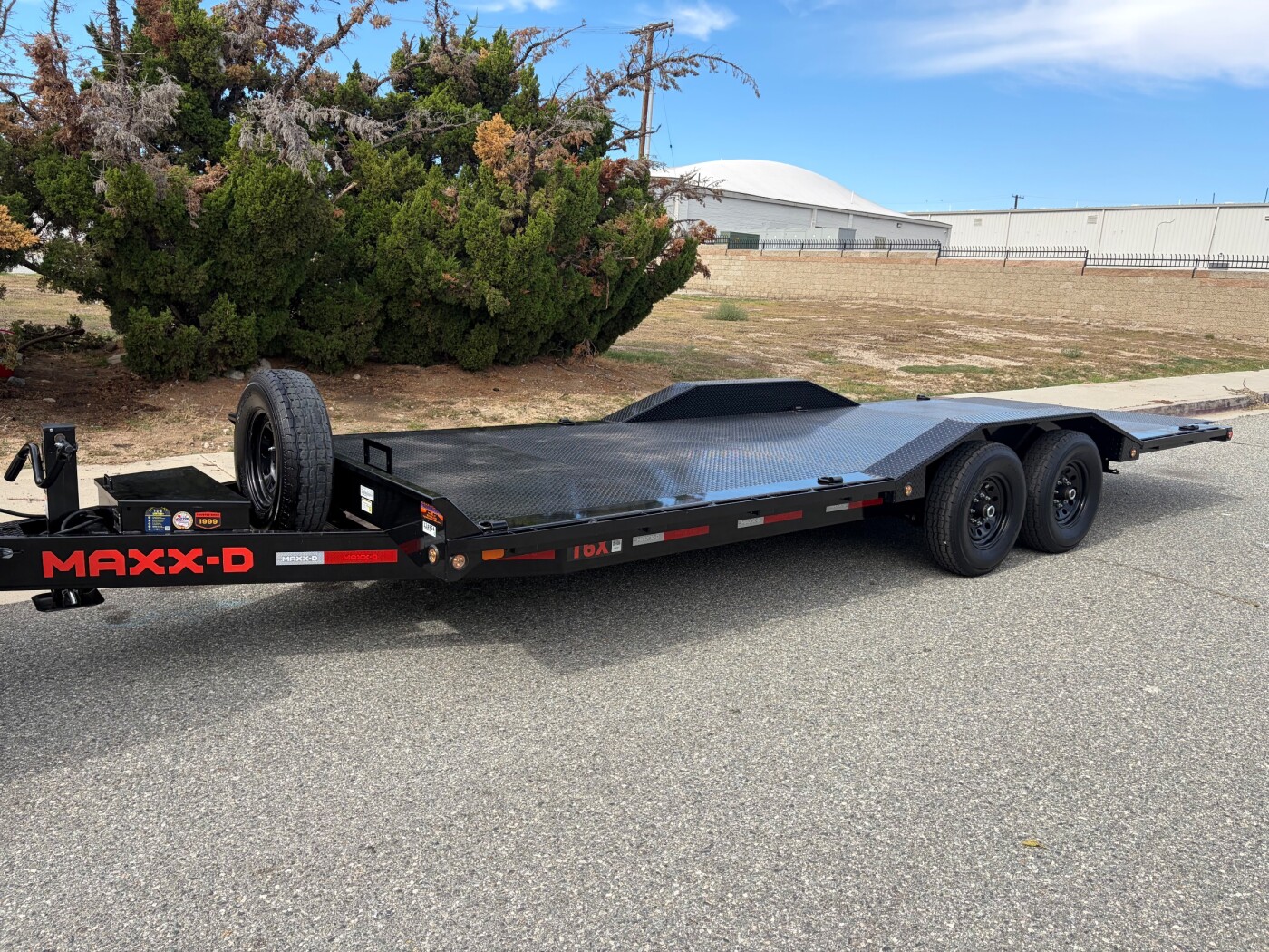 2025 MaxxD T6x Full hydraulic tilt