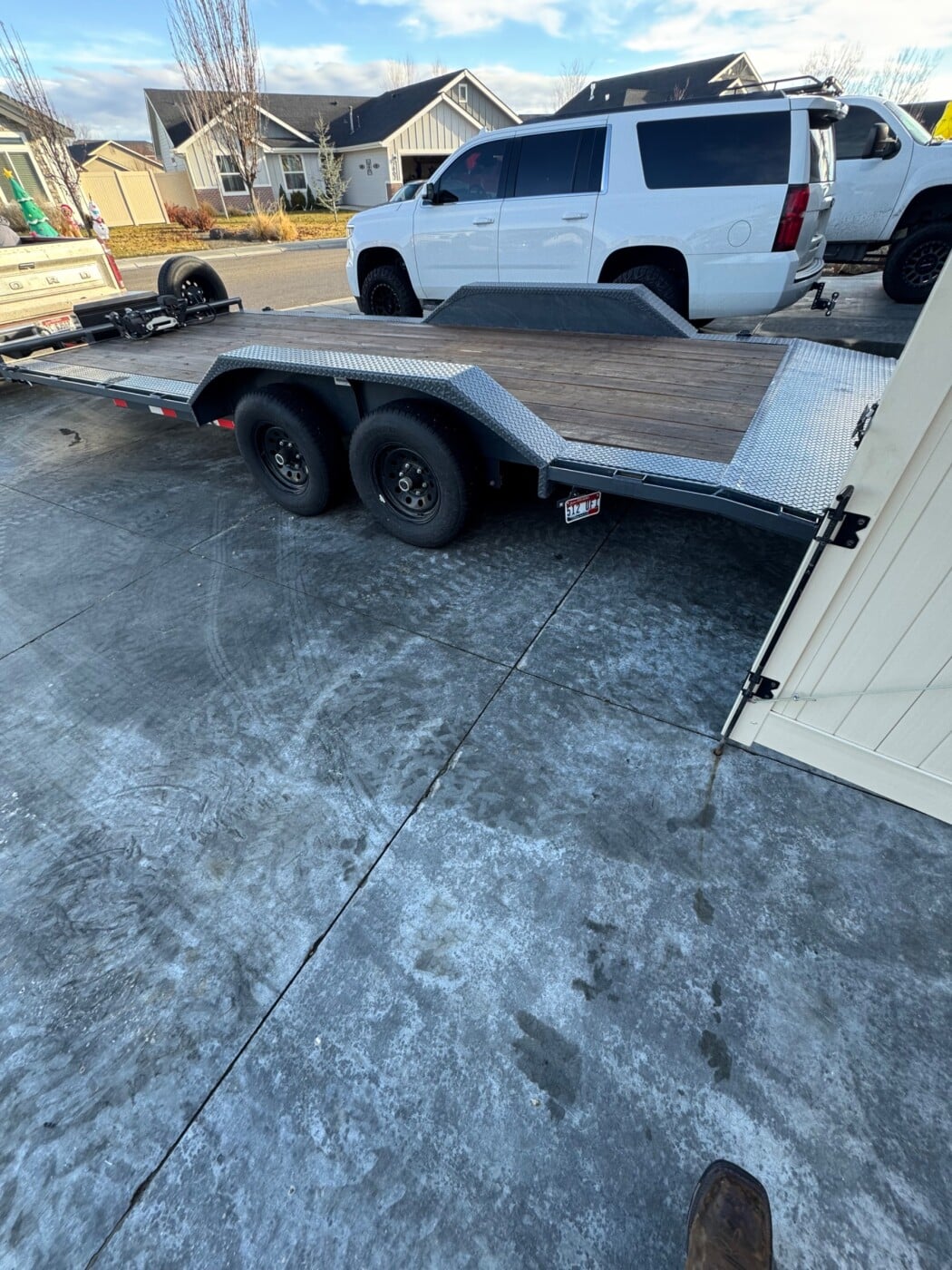 2025 Lamar Car hauler  20 foot 10k car hauler