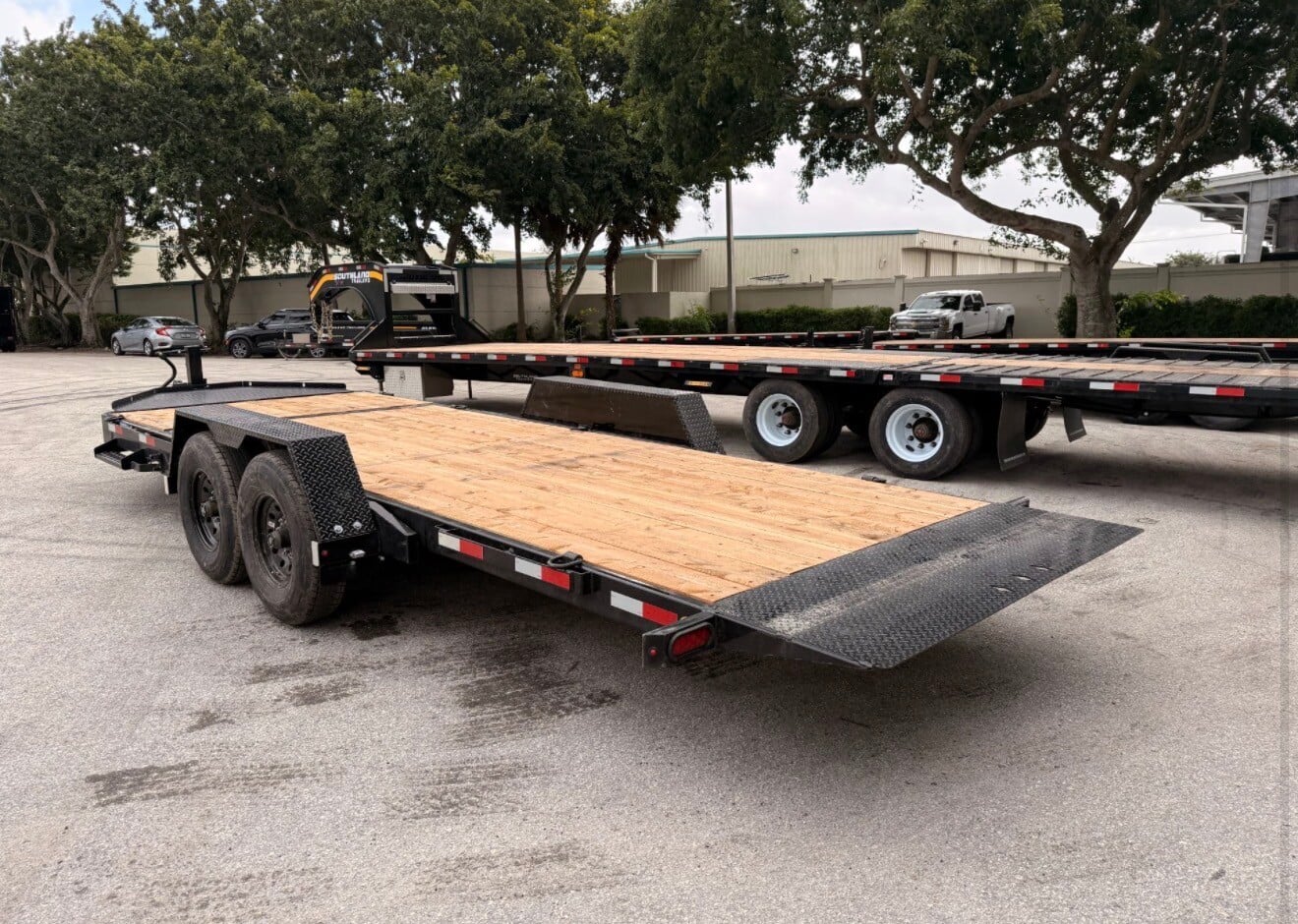 2026 Interstate 22 feetTilt deck Car traiel