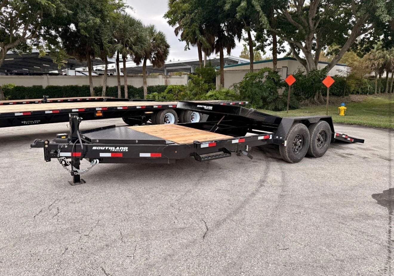 2026 Interstate 22 feetTilt deck Car traiel