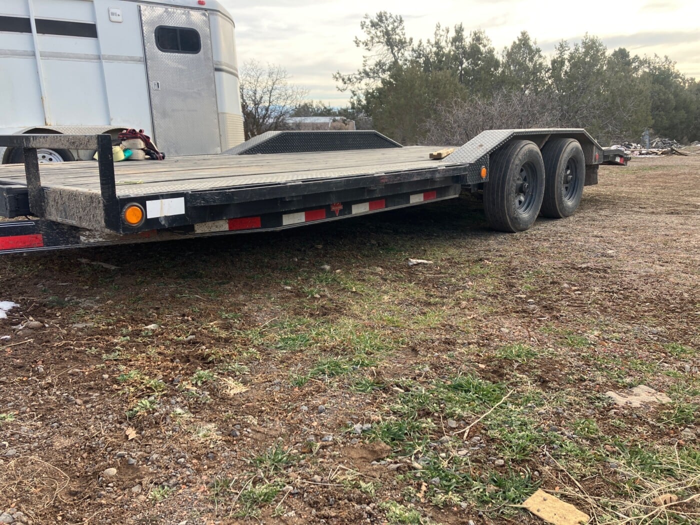 2015 PJ Flatbed  Bumper pull
