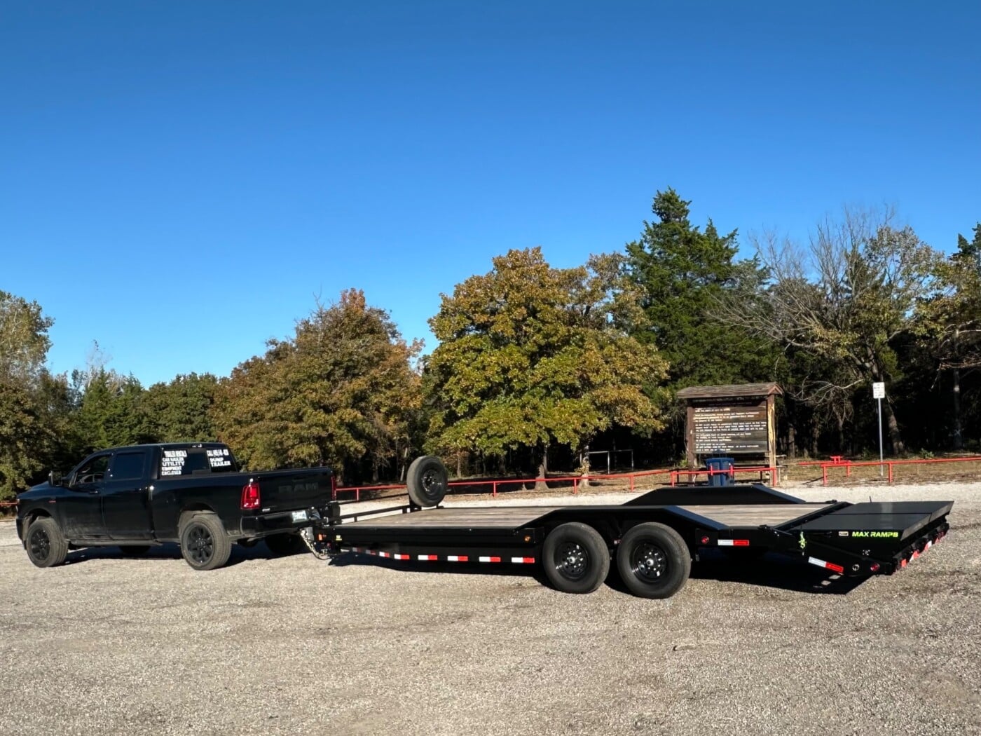 2025 Load Trail Equipment  24’x102”