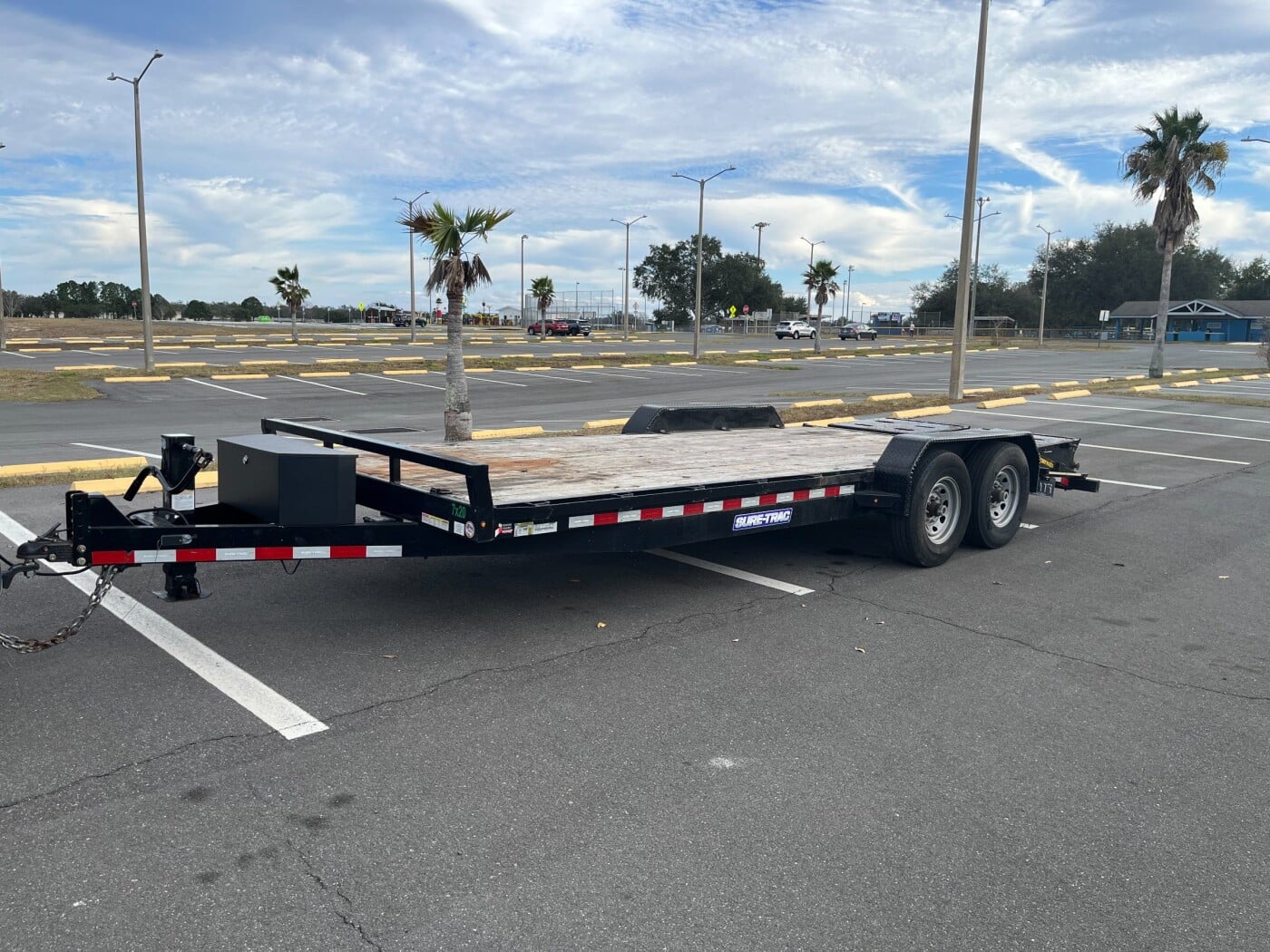 2022 Sure-Trac ST82173URET-B-140 equipment trailer 20 Ft Car/Equipment Hauler