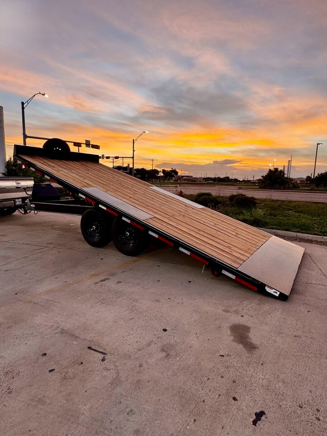 2025 Tophat Deckover Tilt 20' Tilt flatbed
