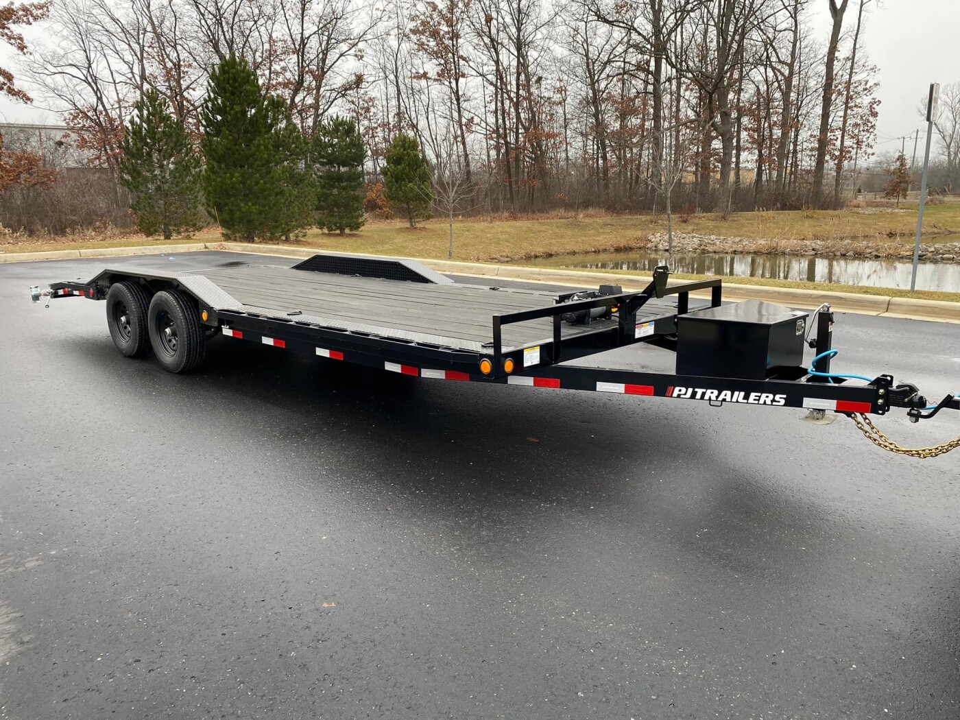 2026 PJ B5 8.5' x 22' Car Hauler CH262