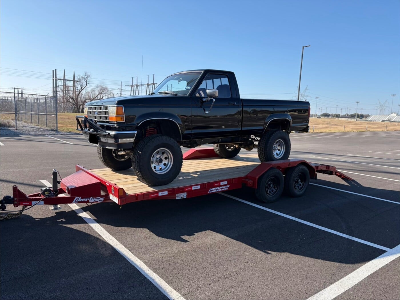 2026 Liberty LC7K 18ft Car Hauler W/ Winch