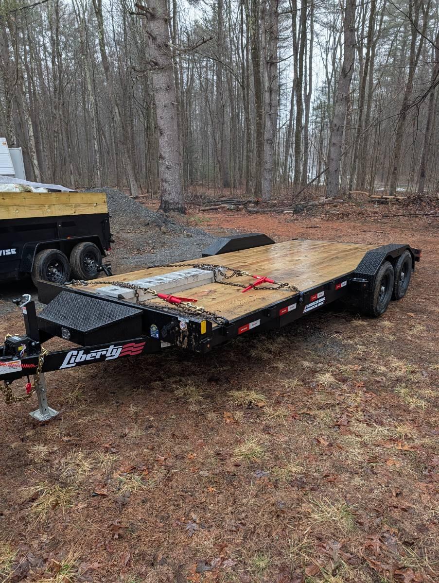 2026 Liberty Car or equipment trailer 18+2