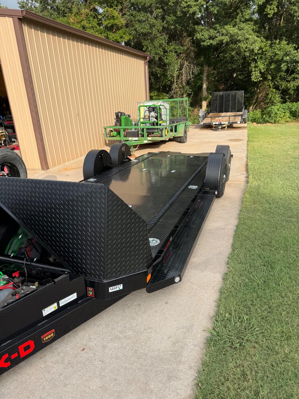 2025 Maxx-D Drop n load Car hauler air ride