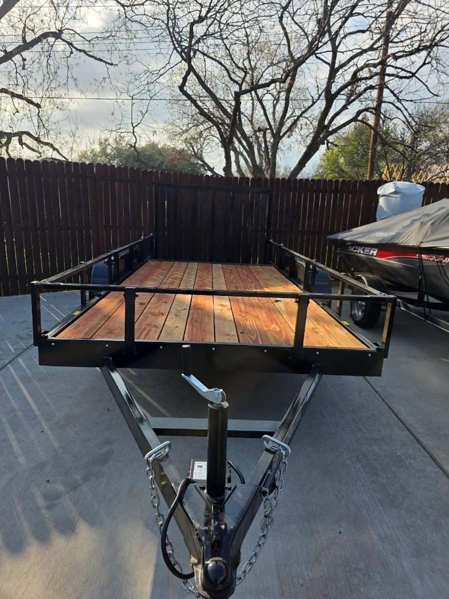 2026 Carry On 14' tandem axle with dovetail