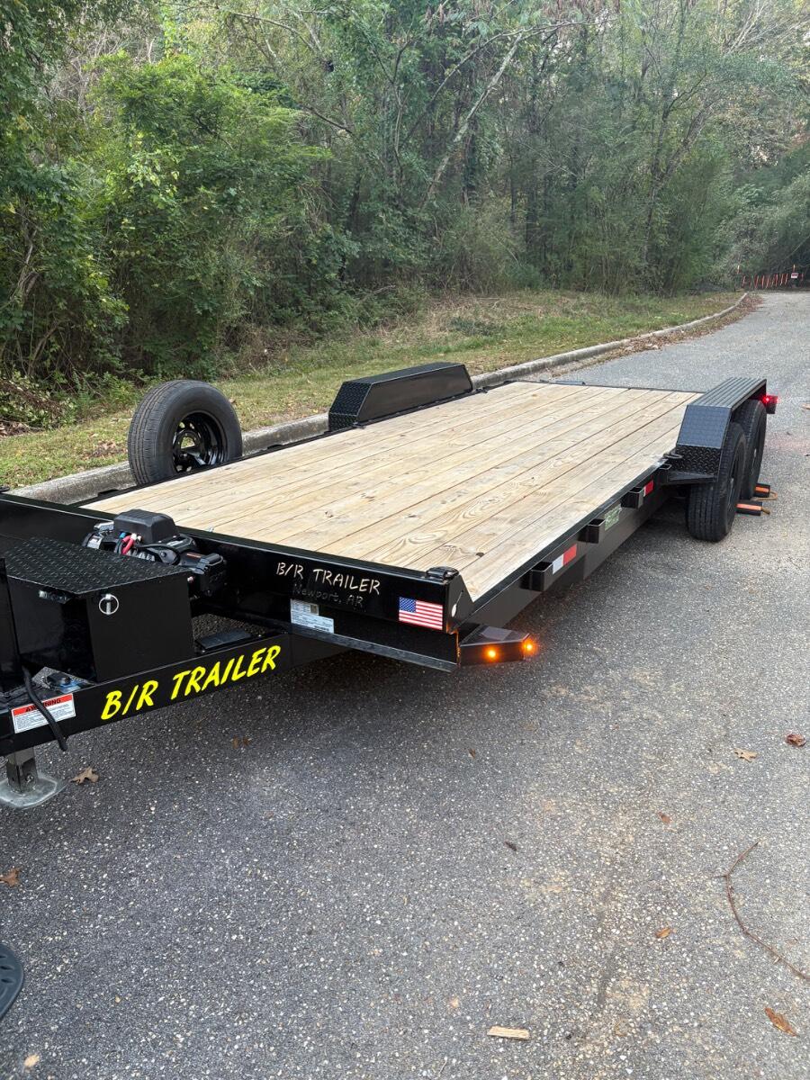 2025 B/R 10K 20’ Car Hauler with winch