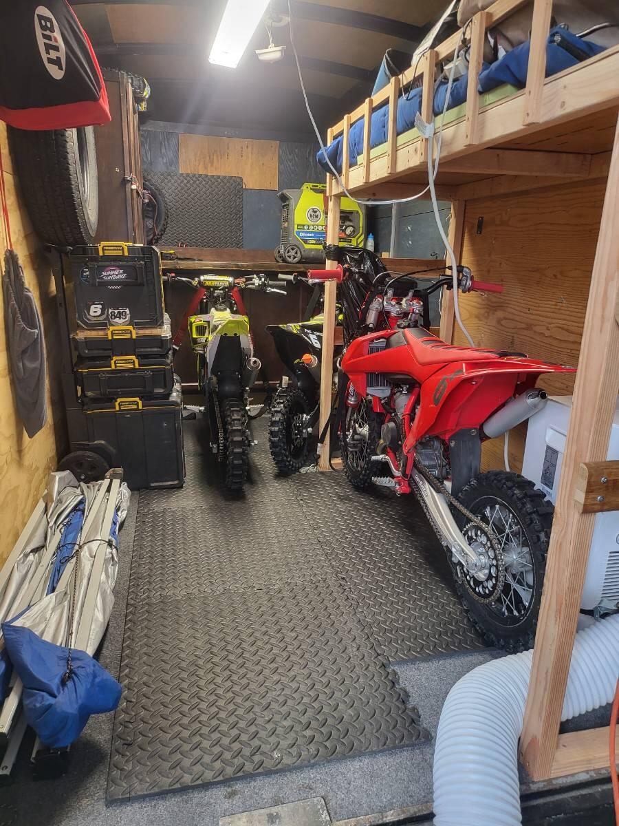 2010 Interstate Loderunner Enclosed mx race trailer