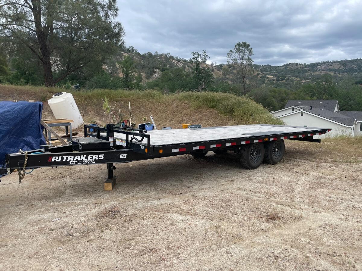 2023 Pj Trailers 22&rsquo; deckover tilt