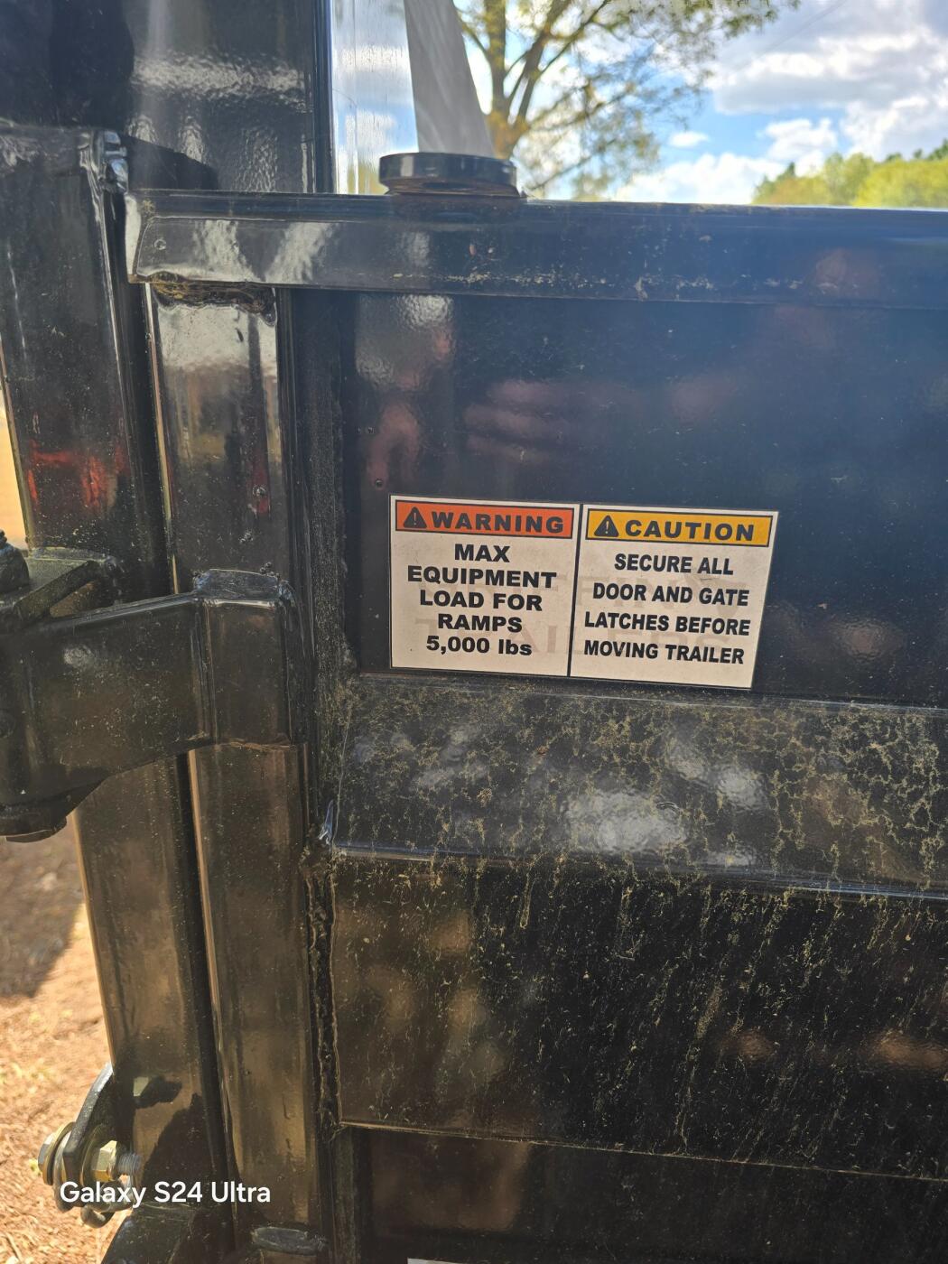 2025 Griffin GT-612 6x12 dump trailer with loading