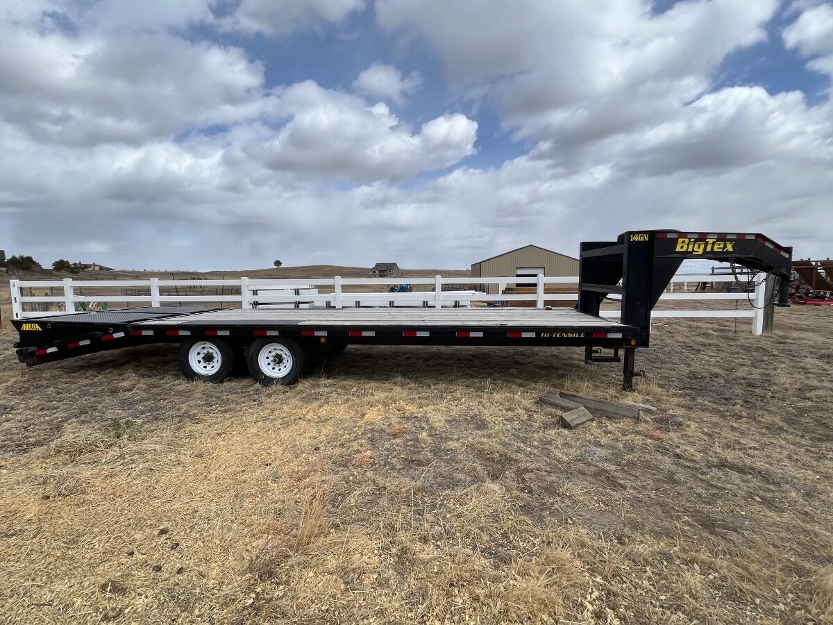 2014 Big Tex Gooseneck Flatbed + Mega Ramps
