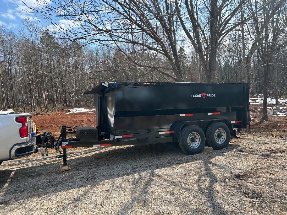 2023 . Dump trailer for rent