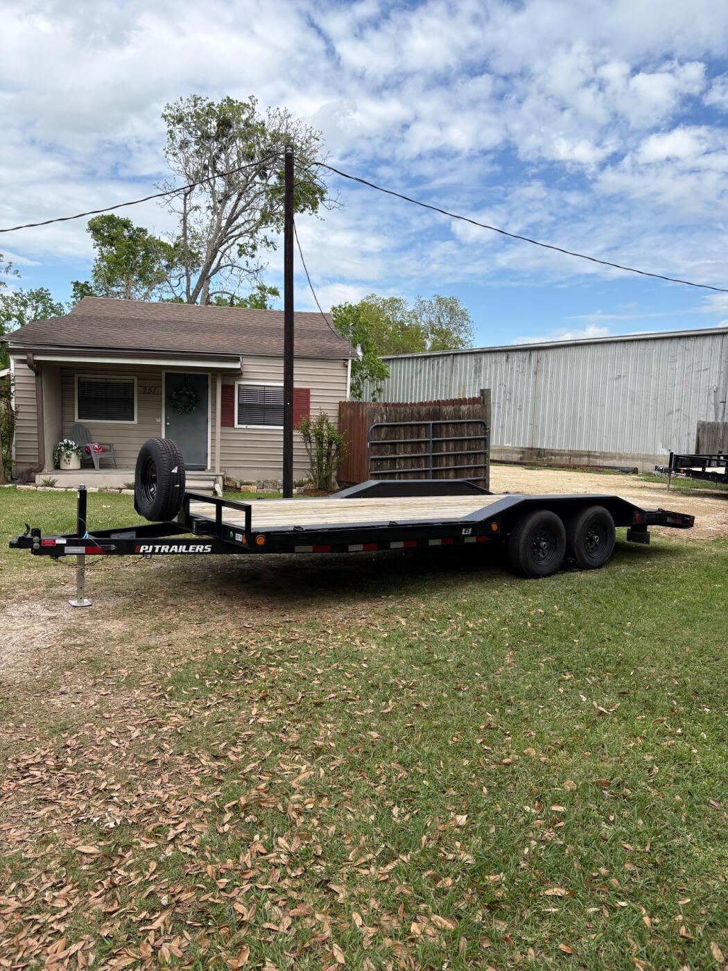 2026 PJ B5 20' Car Hauler w/ Winch