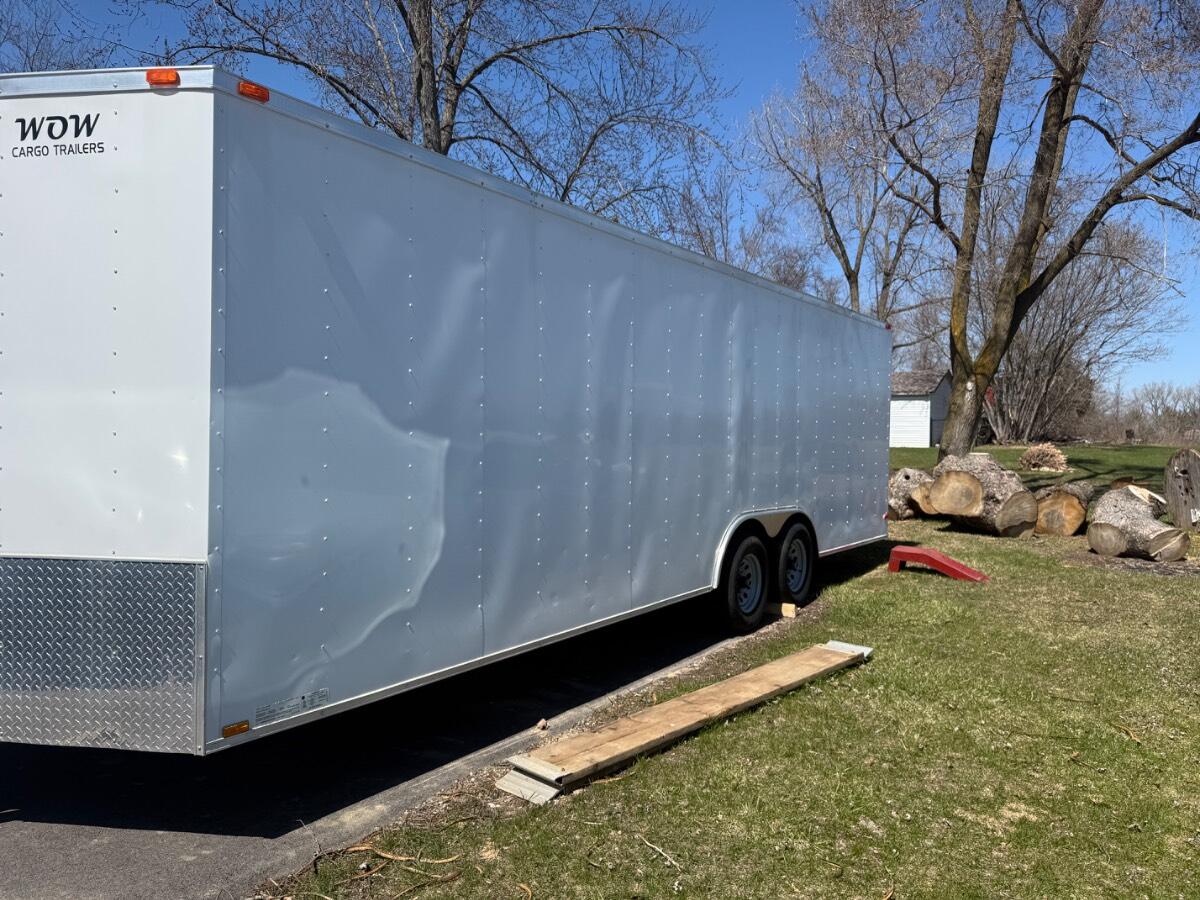 2017 Diamond cargo Enclosed utility/car trailer