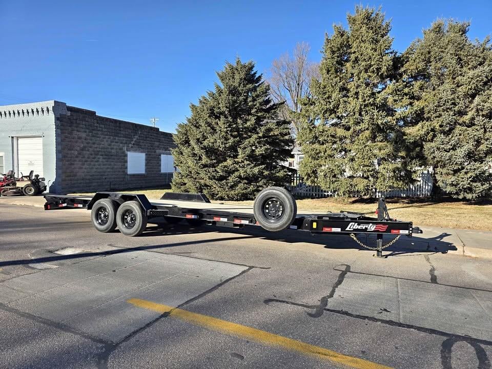 2025 Liberty 22’ Equipment hauler MEGA ramp